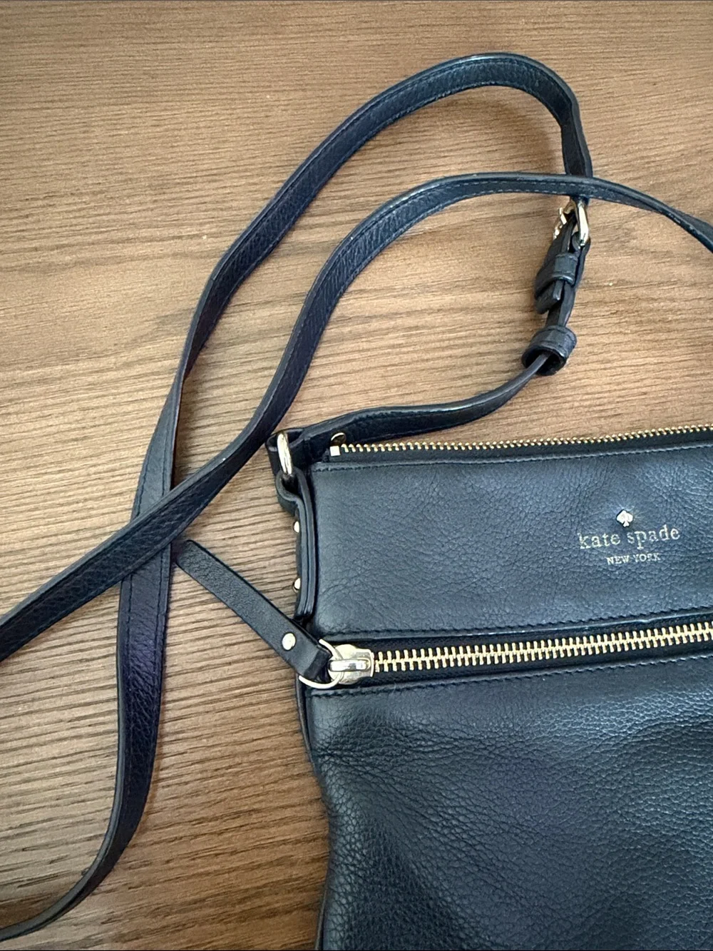 kate spade compact black